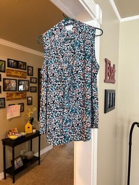 Van Heusen Teal Black Coral Floral Sleeveless Blouse